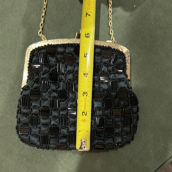 Beautiful beaded vintage Walborg Evening bag made in Hong Kong. - Picture 8 of 9